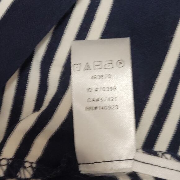 LOFT Ann Taylor Striped Tunic Dress Sz M Black White Graphic Knee Length Relaxed - Picture 9 of 9